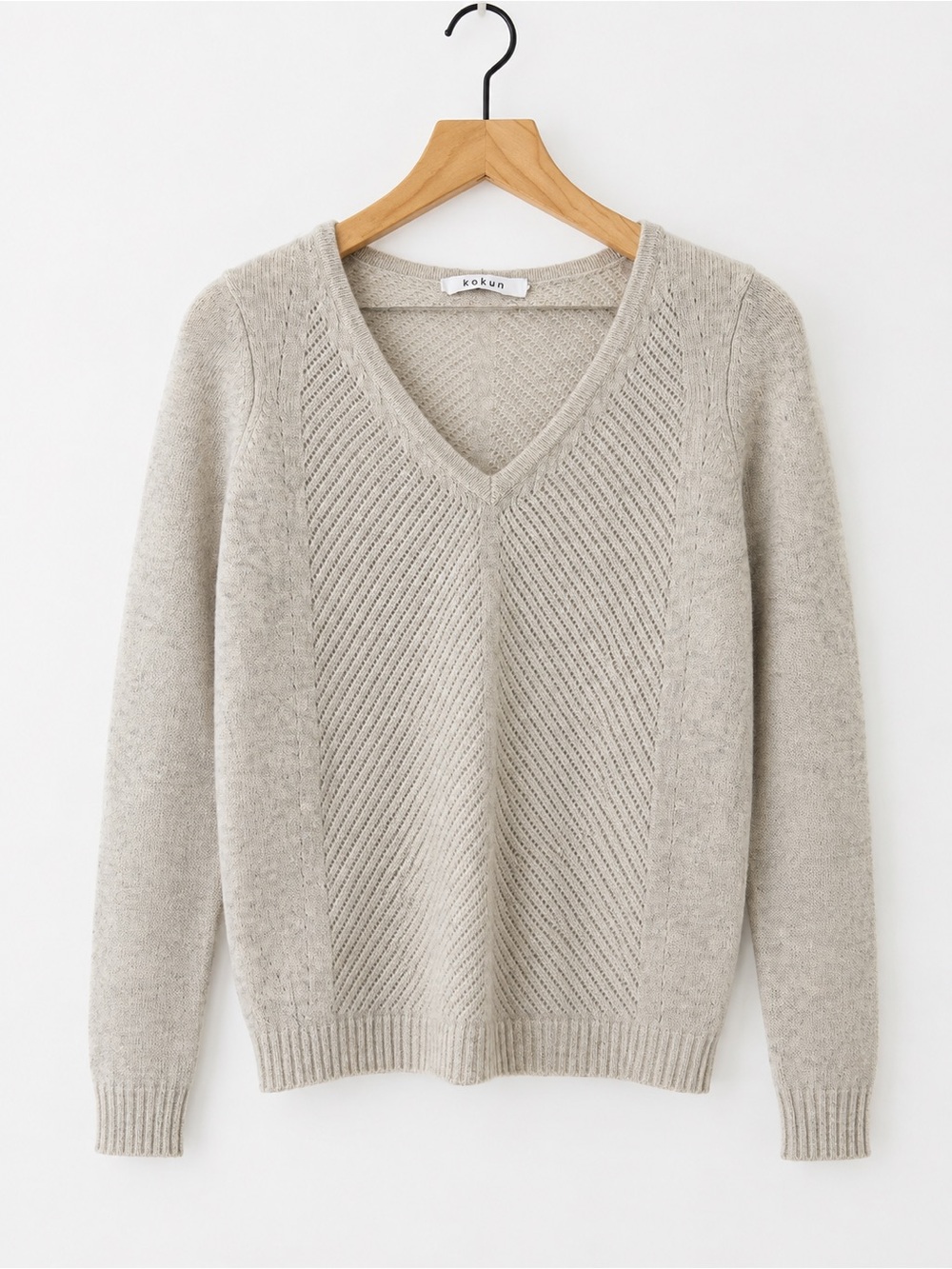 Women's Kokun Cashmere V-Neck Cream Knit Sweater